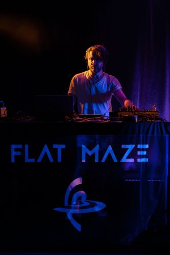 Branding Flat Maze Jazz Techno Duo